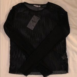 NWT Black thin knitted long sleeve shirt